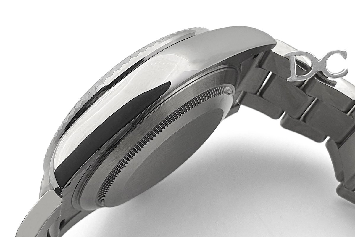 Sky-Dweller 326934 White Dial in White Gold