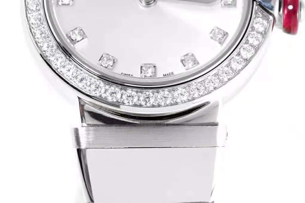 Lvcea MOP Dial in Steel with D1am0nd Bezel