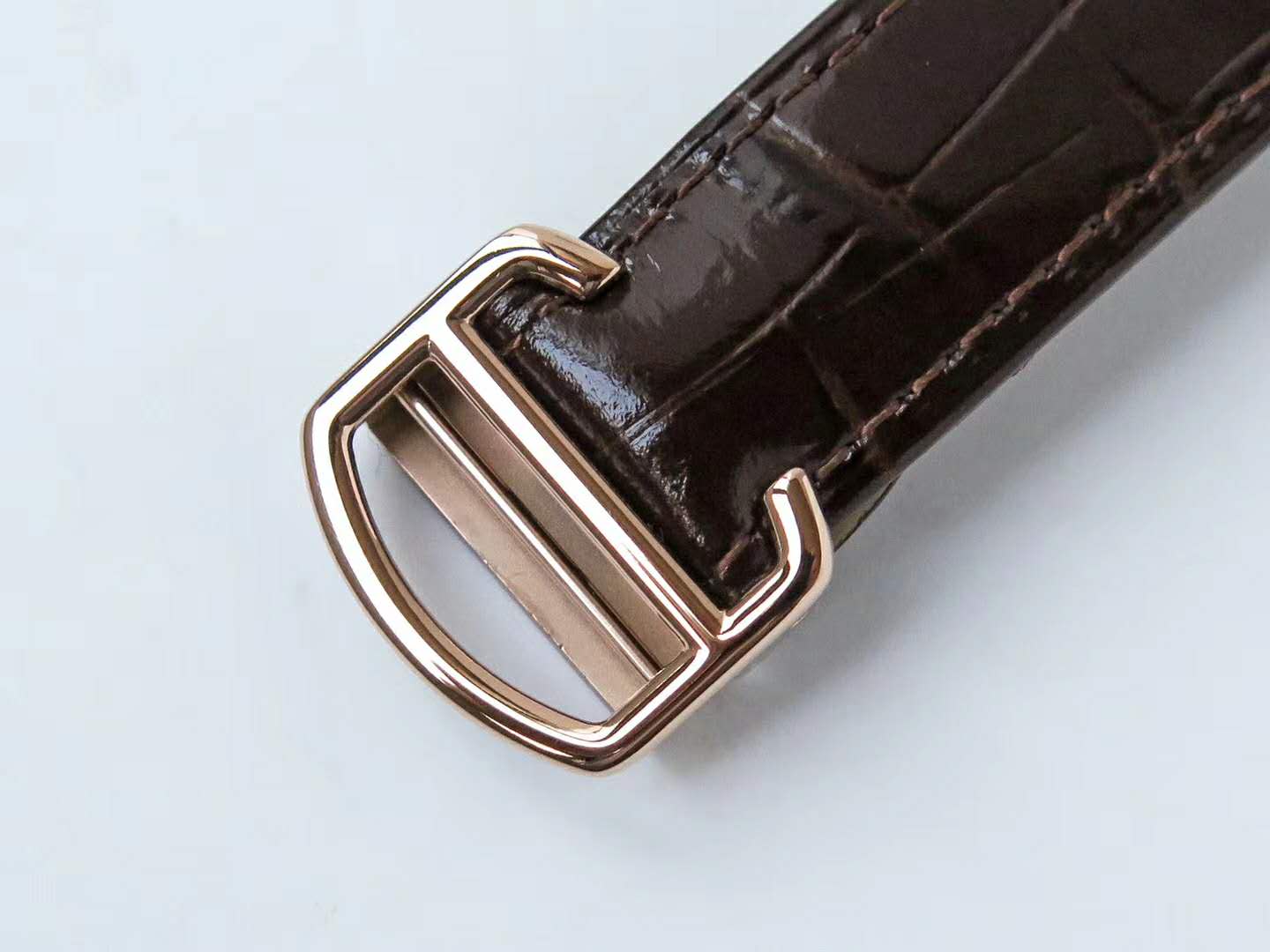 Ballon Bleu de Ca*t1er 42mm White Dial with D1am0nds in Rose Gold