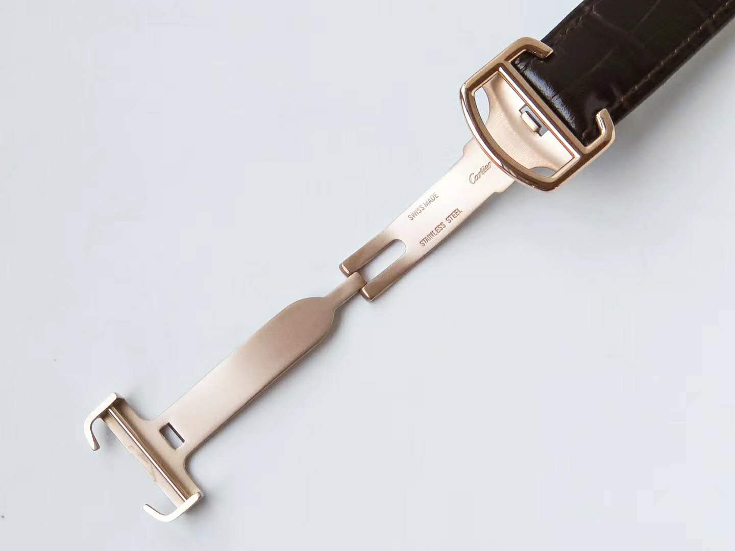 Ballon Bleu de Ca*t1er 42mm White Dial with D1am0nds in Rose Gold