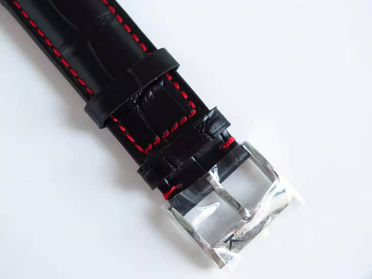 Wristmons Crown with Tie