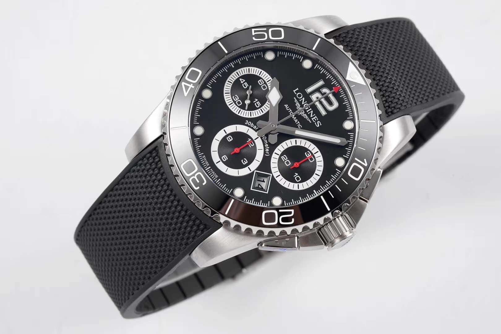 Hydroconquest Black Dial on Rubber Strap