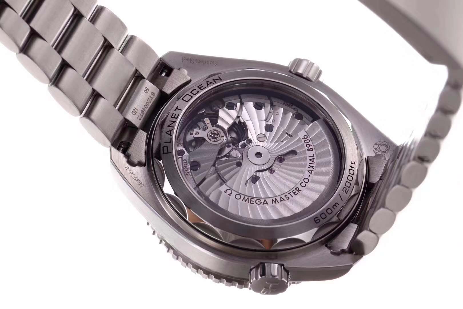 Planet Ocean 600M 0me*ga Co-Axial Master Chronometer 43.5mm Black Dial Ref 215.30.44.21.01.001