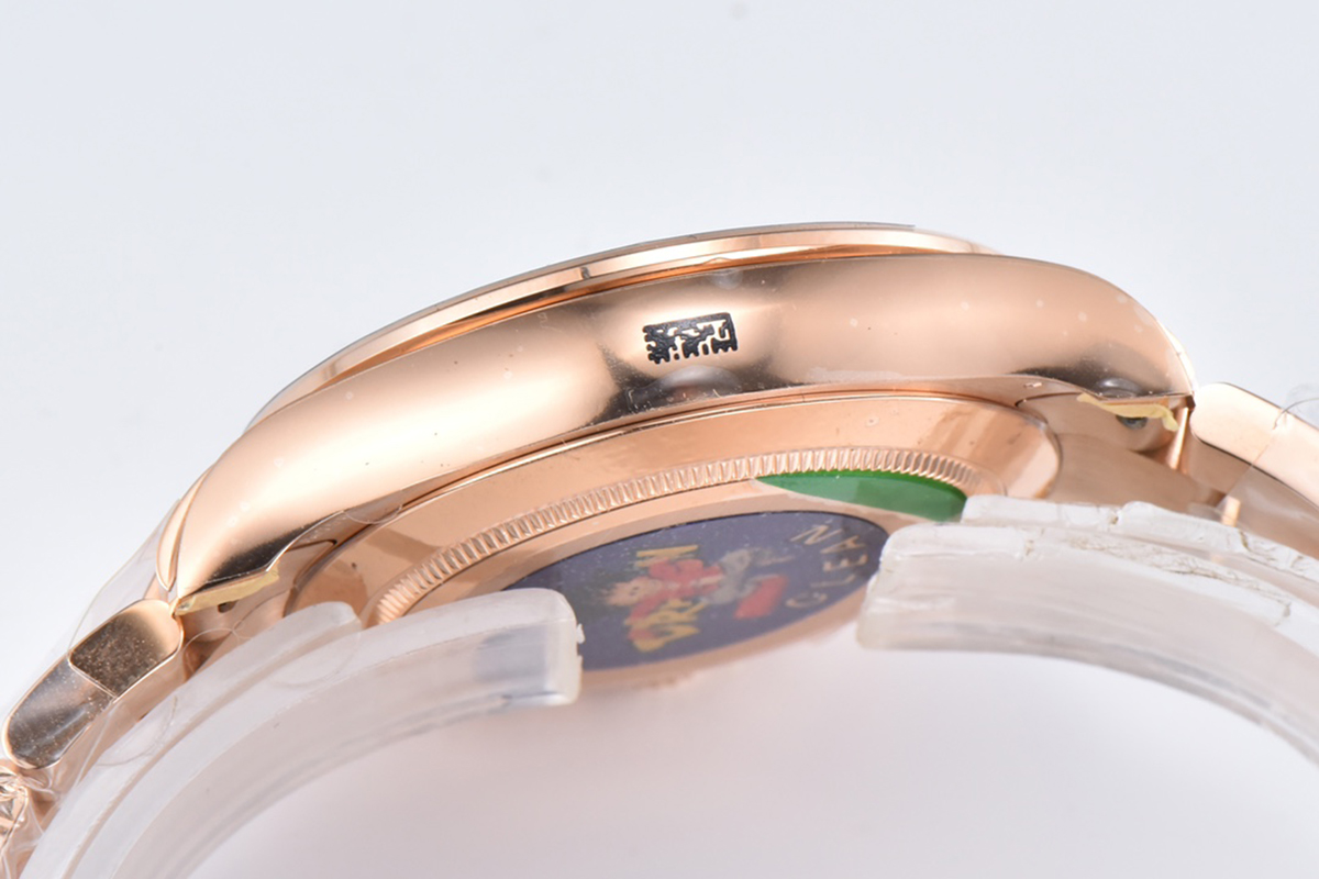 Daytona 116505 Silver Dial in Everose Gold