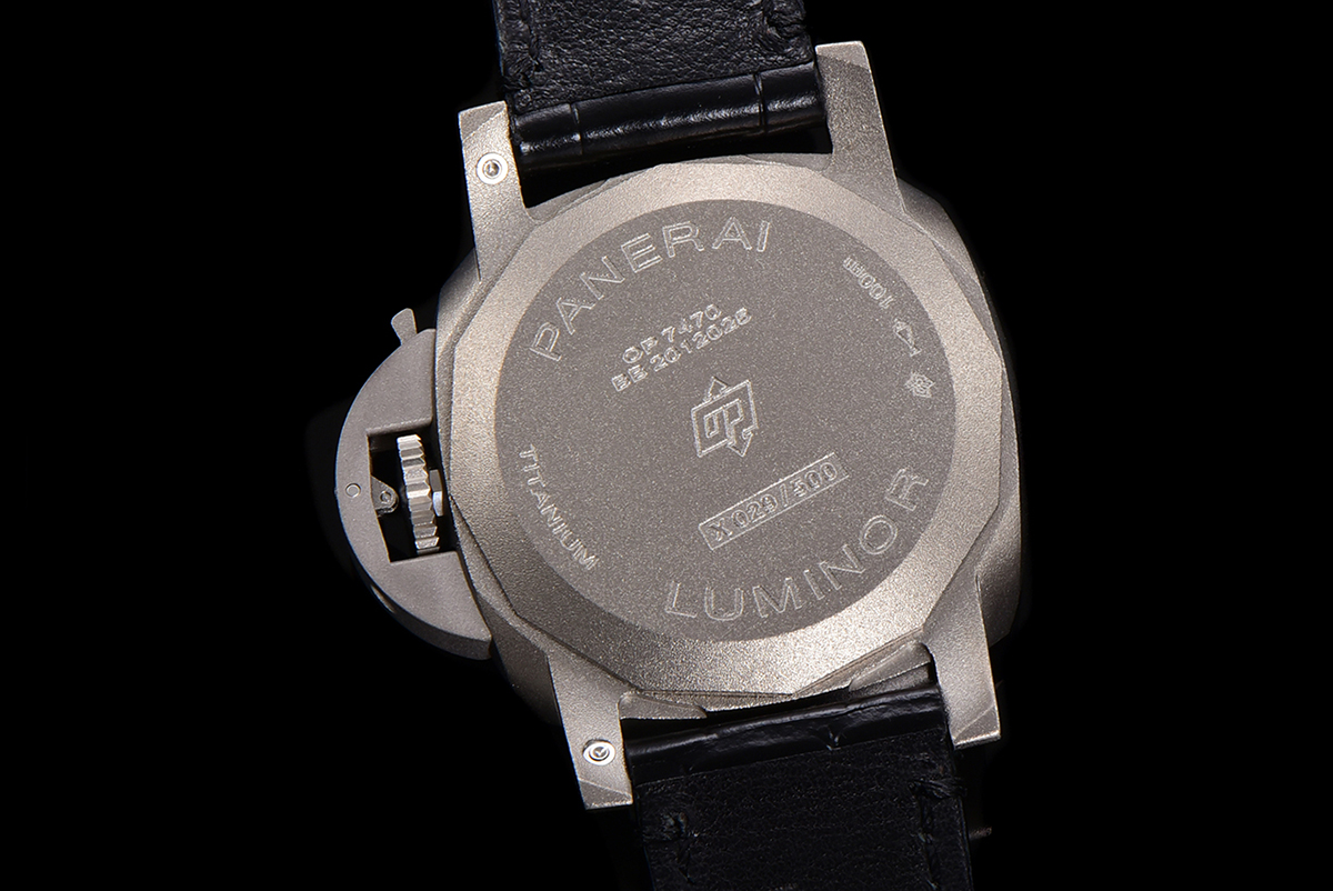 PAM1279 Luminor GMT 42mm