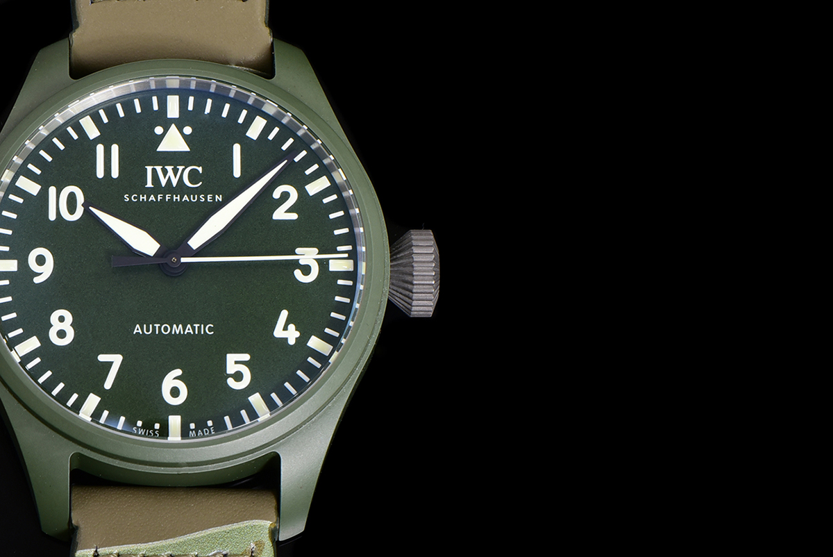 Big Pilot’s Watch 43 IW329802 Top Gun Edition Woodland on Camo Strap